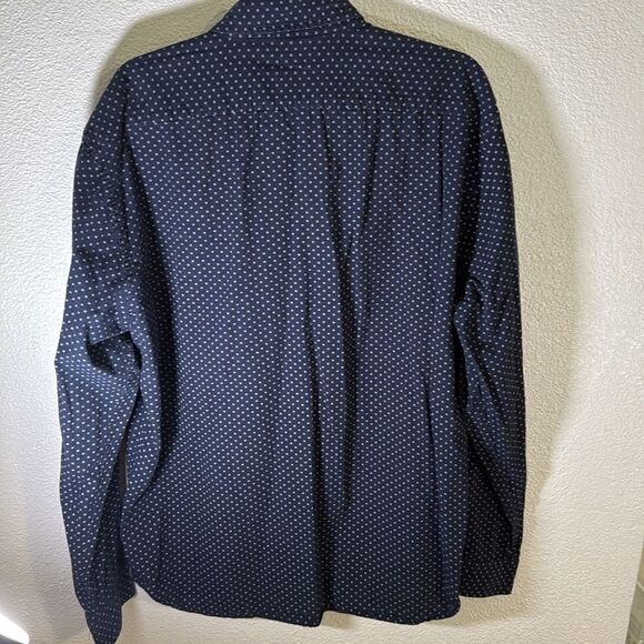 Express- Soft wash navy and white long sleeve button up dress shirt- Size XXL - Picture 6 of 6